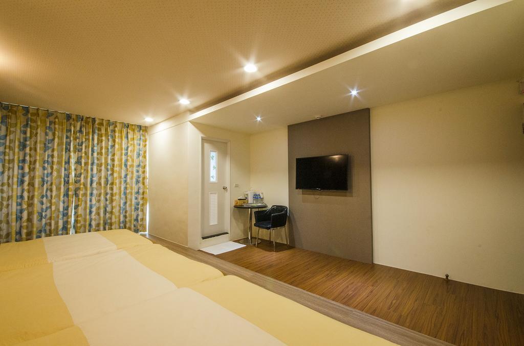 Appartement Sunny House à Luodong Chambre photo