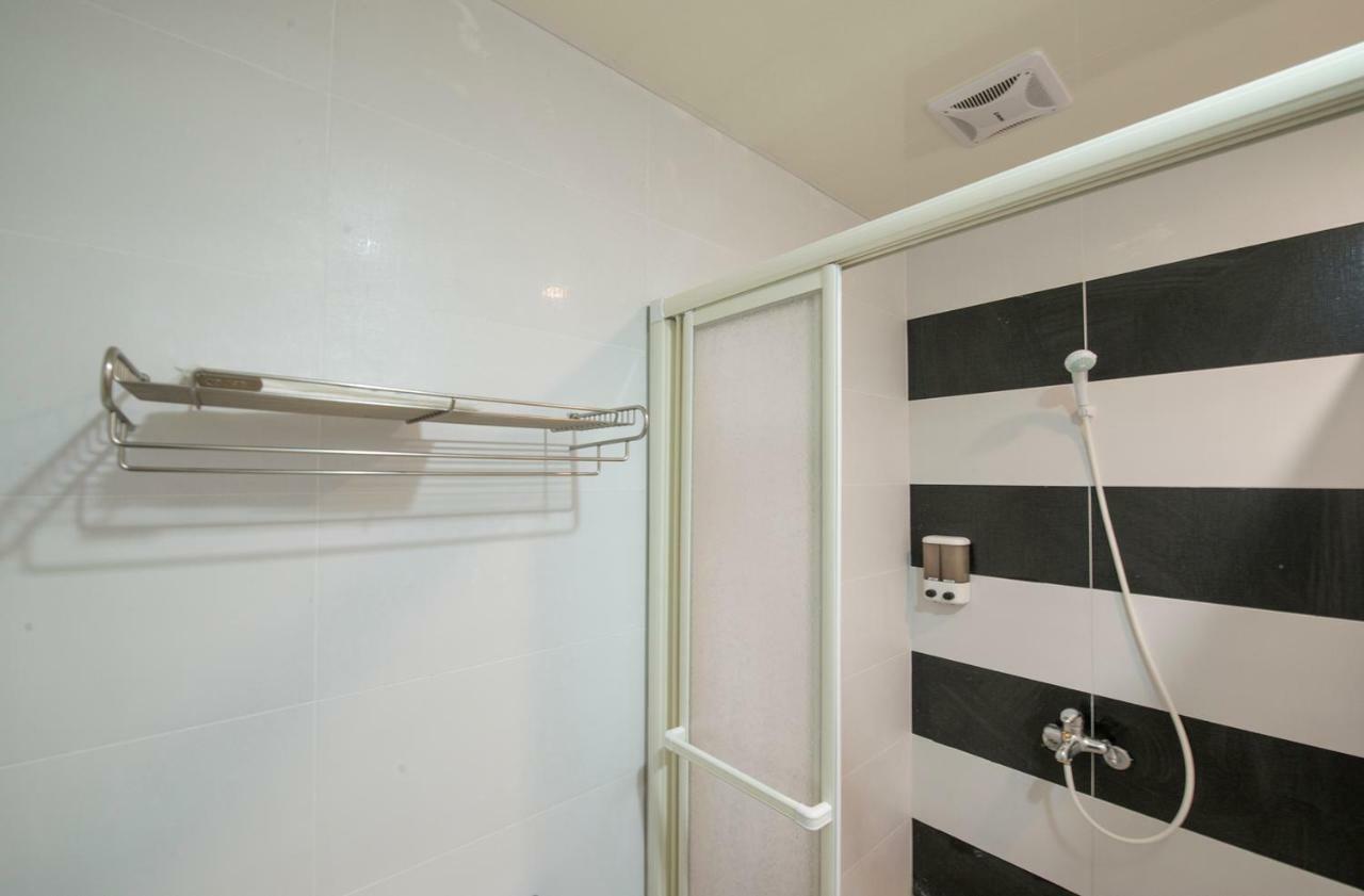 Appartement Sunny House à Luodong Extérieur photo